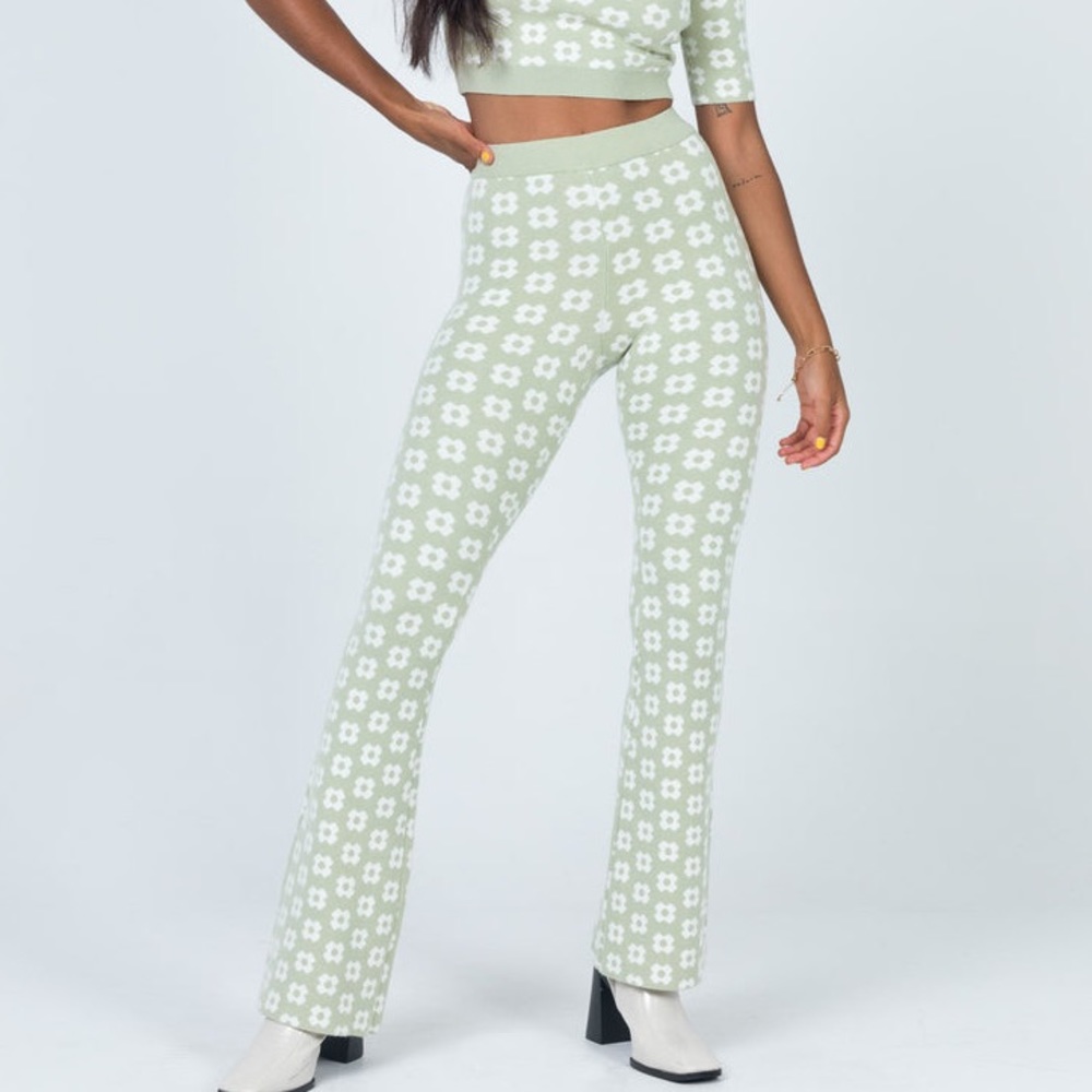 Princess Polly Adora sage pants/ size: xs/s